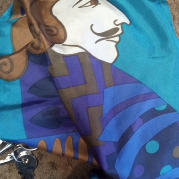 vintage jewelry....And a little of everything 🙂 - Picture 2 of 4